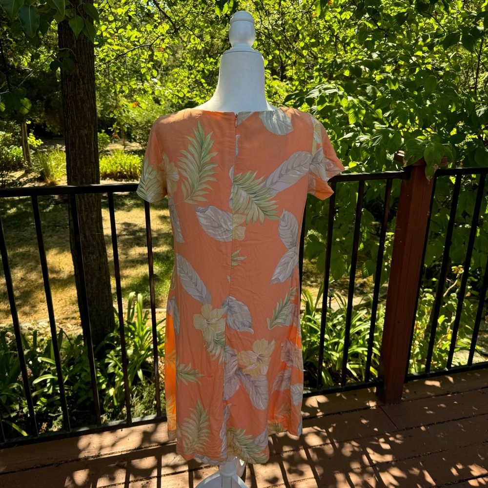 Tori Richard Hawaii Dress - Picture 3 of 6